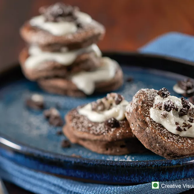 Oreo Cookie Pancakes