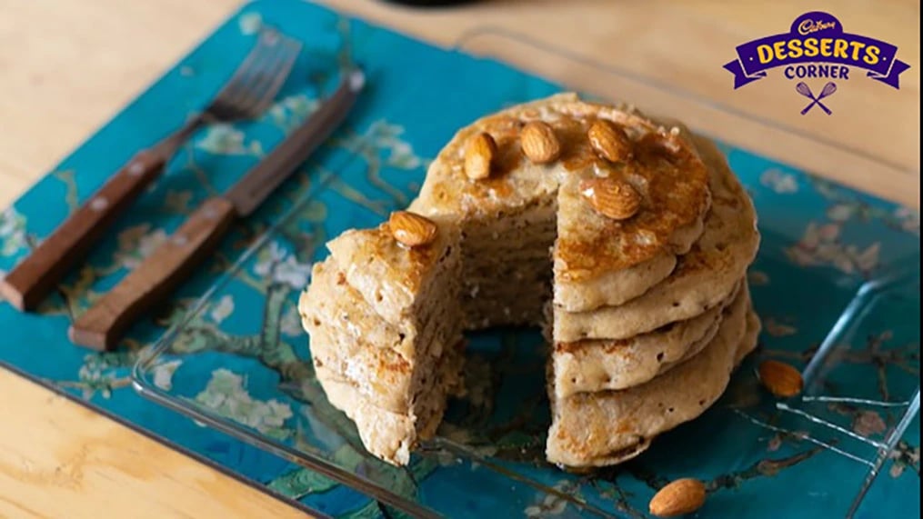 apricot-and-almond-tea-cake