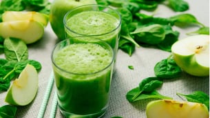 15 Best Smoothies for Weight Loss: Low-Calorie Recipes, Nutritious Ingredients, And Preparation Tips