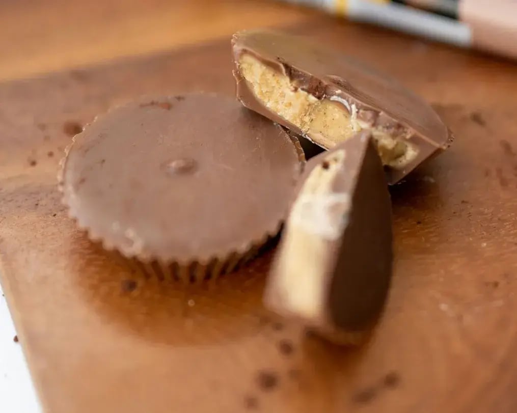 Protein-Packed Oreo Chocolate Bites with Strawberry