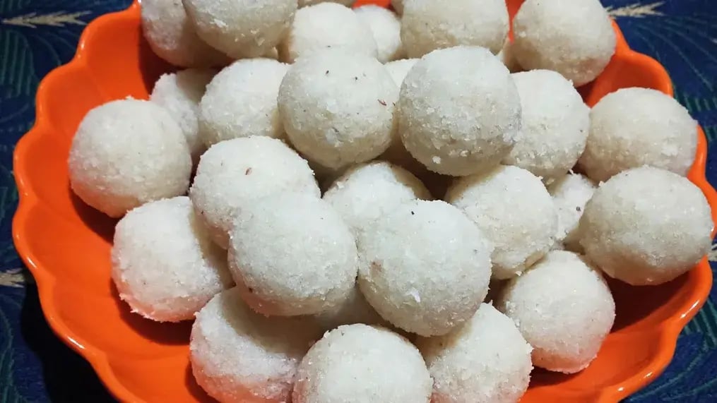 Bournville banana and coconut ladoo