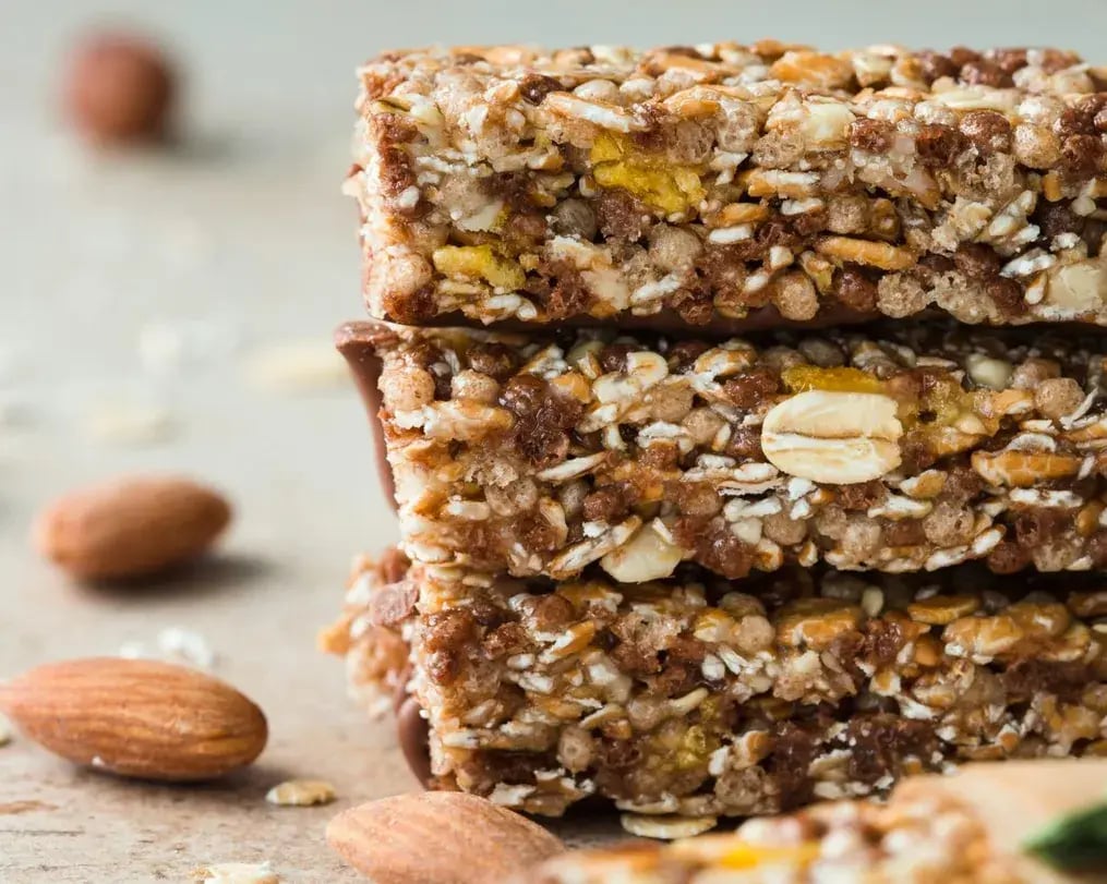 Granola Bars With Date Caramel