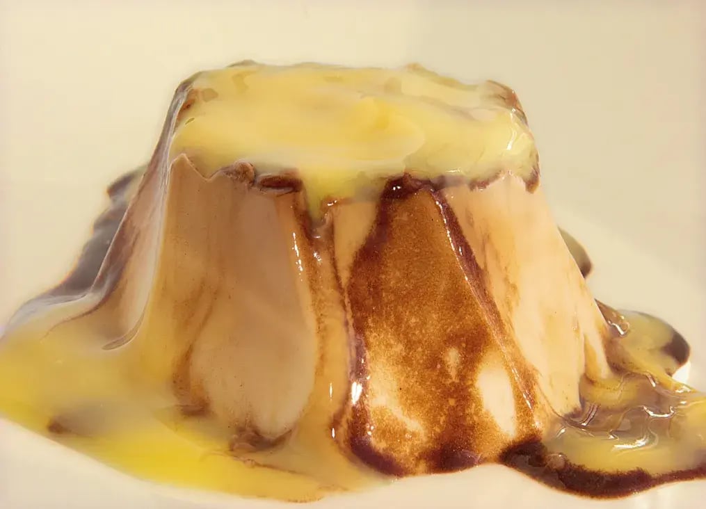 Oreos and Salted Caramel Sauce