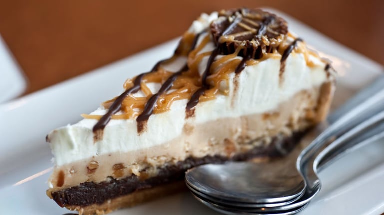 5 Easy No-Bake, No-Roll Pie Recipes For Beginner Bakers 