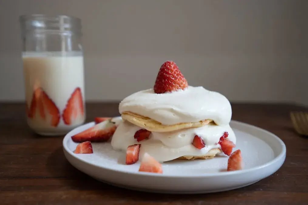 Strawberry Cream Sandwiches