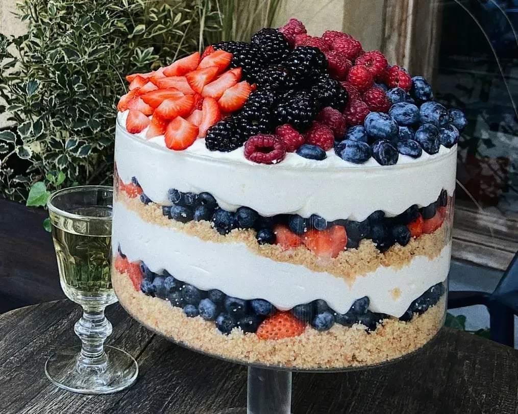 Raspberry Prosecco Trifle Recipe