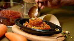 6 Types of Gajar Ka Halwa to Try This Winter, From Classic G...