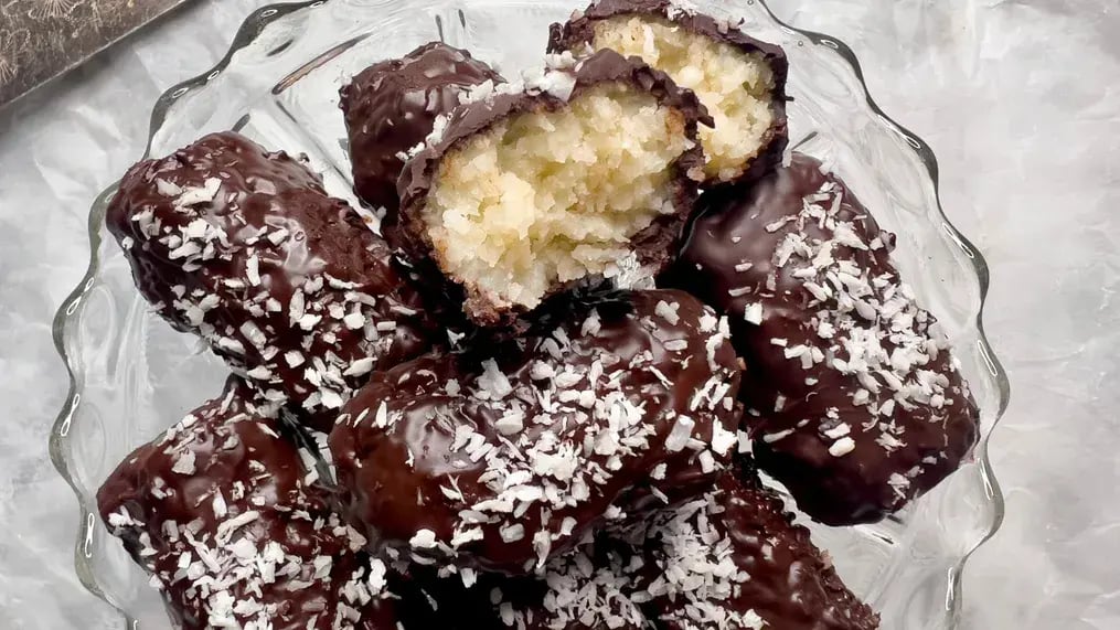 Date and Coconut Bars