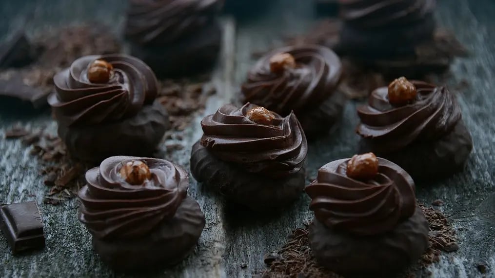 Cocoa Desserts Inspired By Bakery