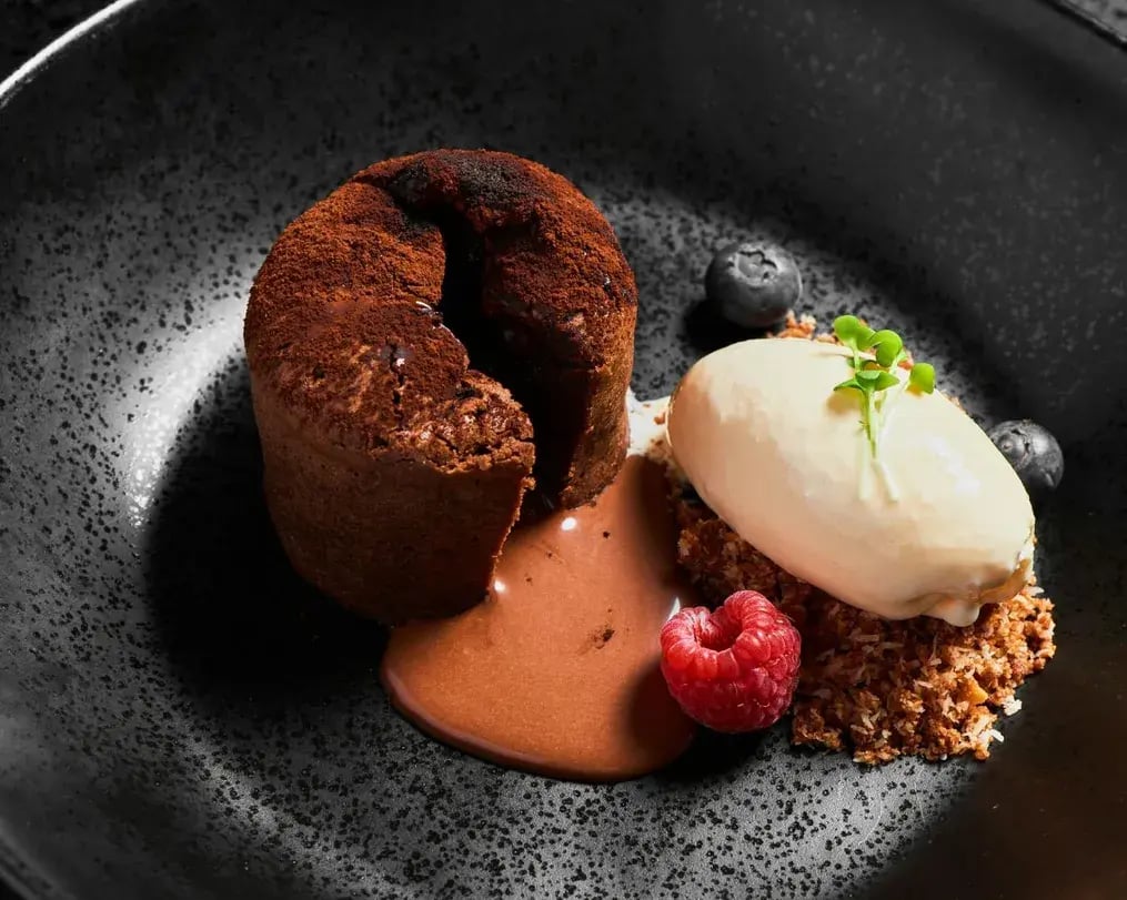 7 Steps to Make the Perfect Chocolate Lava Cake for Mom - Introduction