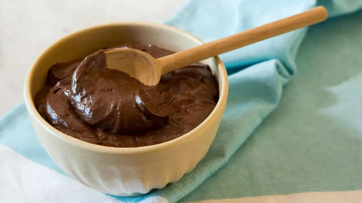 7 Steps to Whip the Perfect Chocolate Milk Mousse