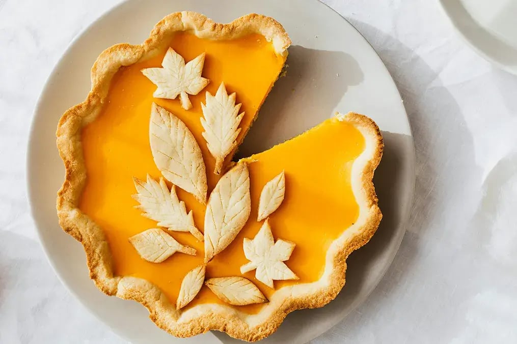 A vegan pumpkin pie recipe that is perfect for fall and fits any plant-based diet - Vegan Pumpkin Pie - 1