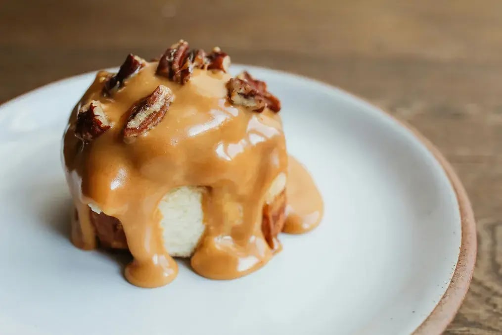 Caramel Pecan Cheesecake
