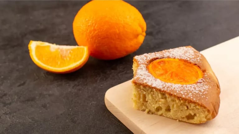 Bake This Light And Fluffy Orange Sponge Cake At Home