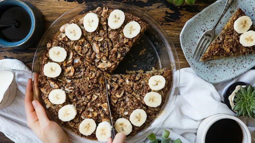 Banana Cake with Dried Apricots and Bournvita: A Step-by-Step Recipe - Banana Cake