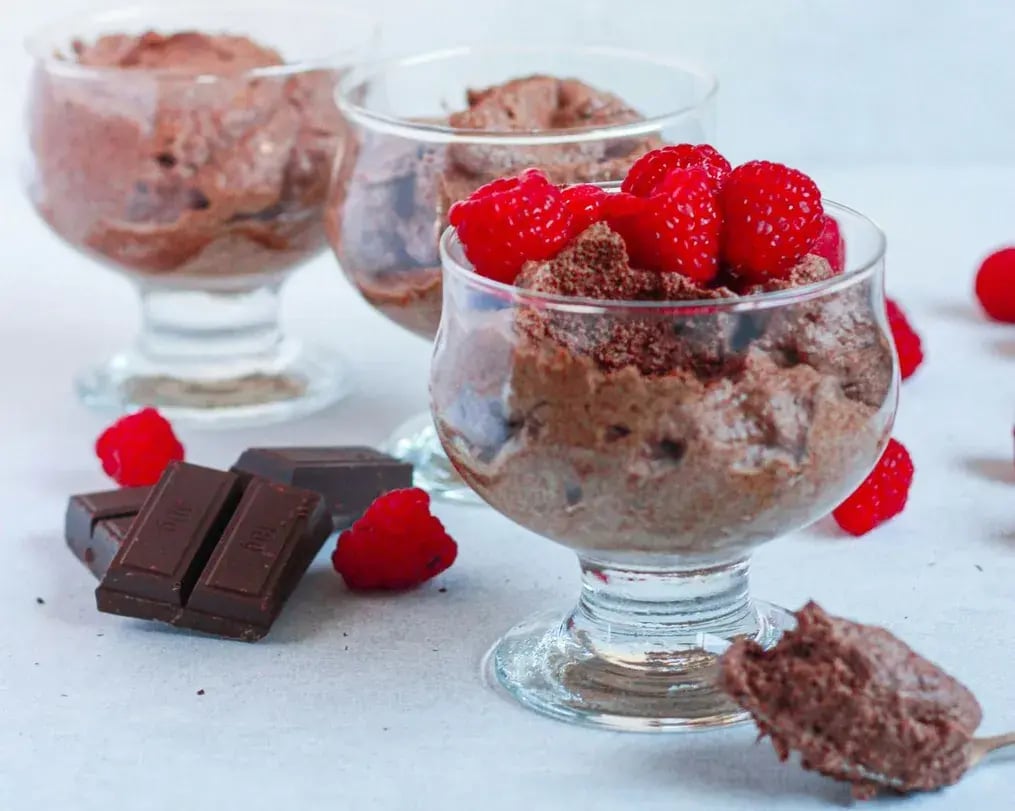 Cadbury Silk Mousse With Berries