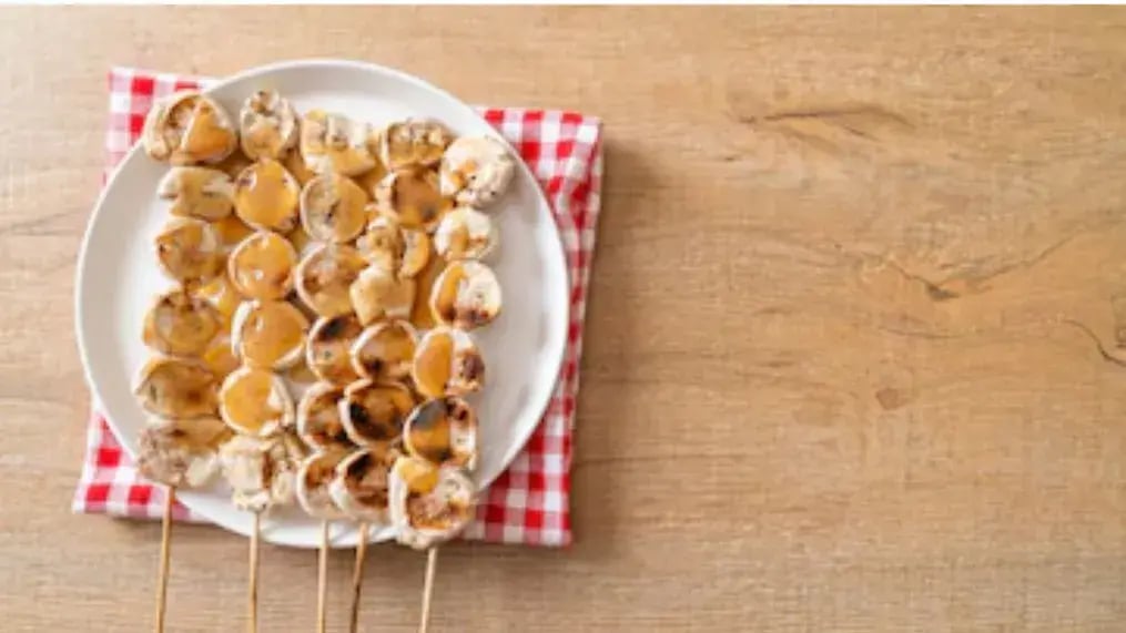Easy Recipe To Make Banana And Granola Skewers