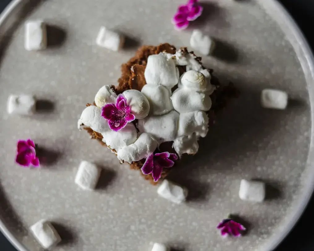Garnished Marshmallow Blossoms