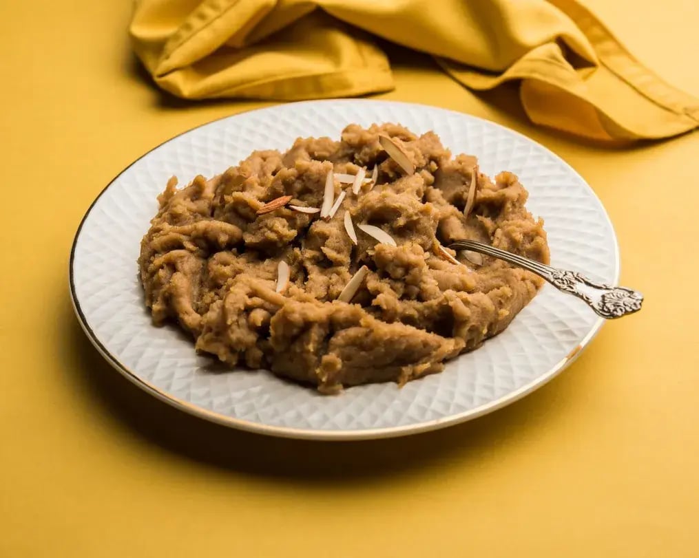 Bournville Habshi Halwa On A Plate