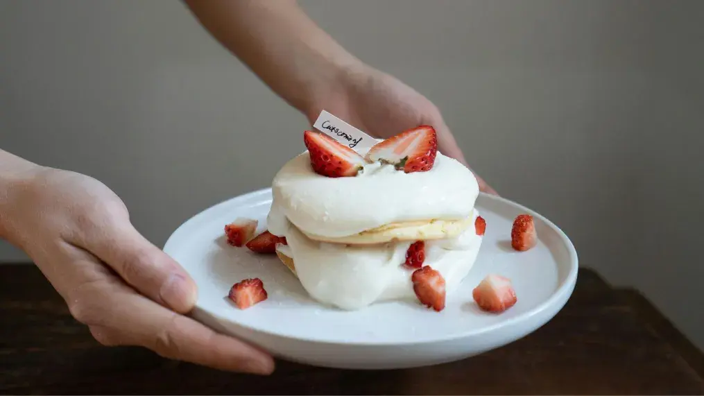 Building Layers Without Soggy Shortcake Disaster