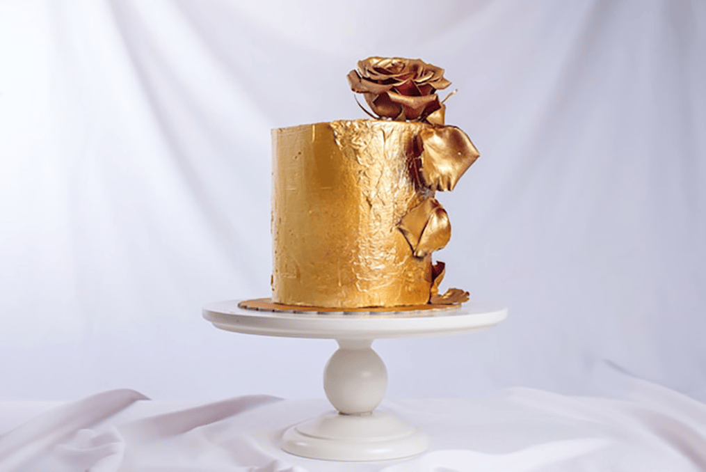 golden-opulence-cake-1