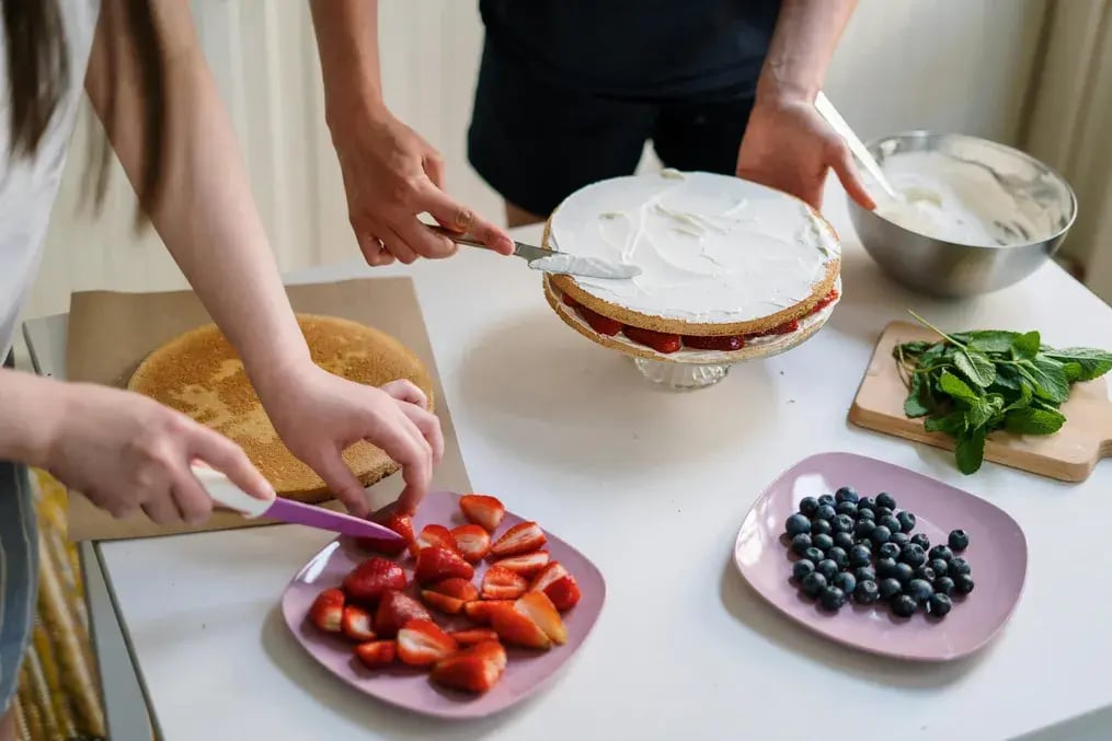 Cherish the goodness of berries in your cakes - Berry Cake - 1