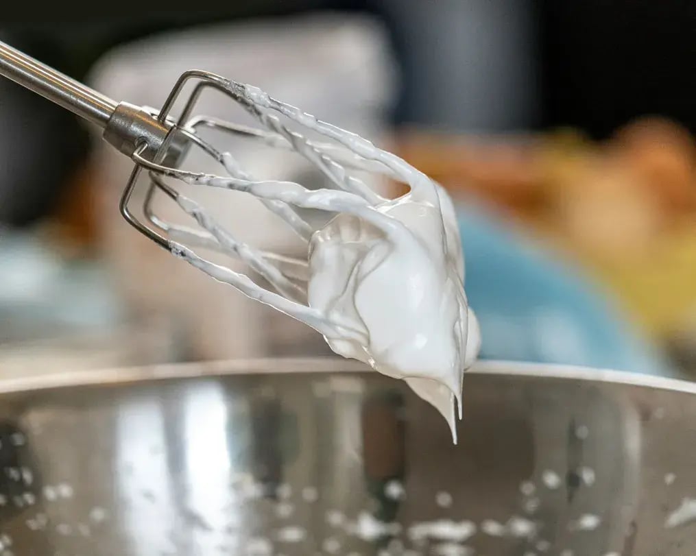 Whipped Cream With Soft Peaks