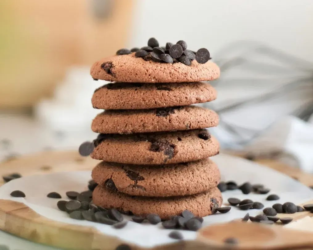 Chocolate chip cookies fresh