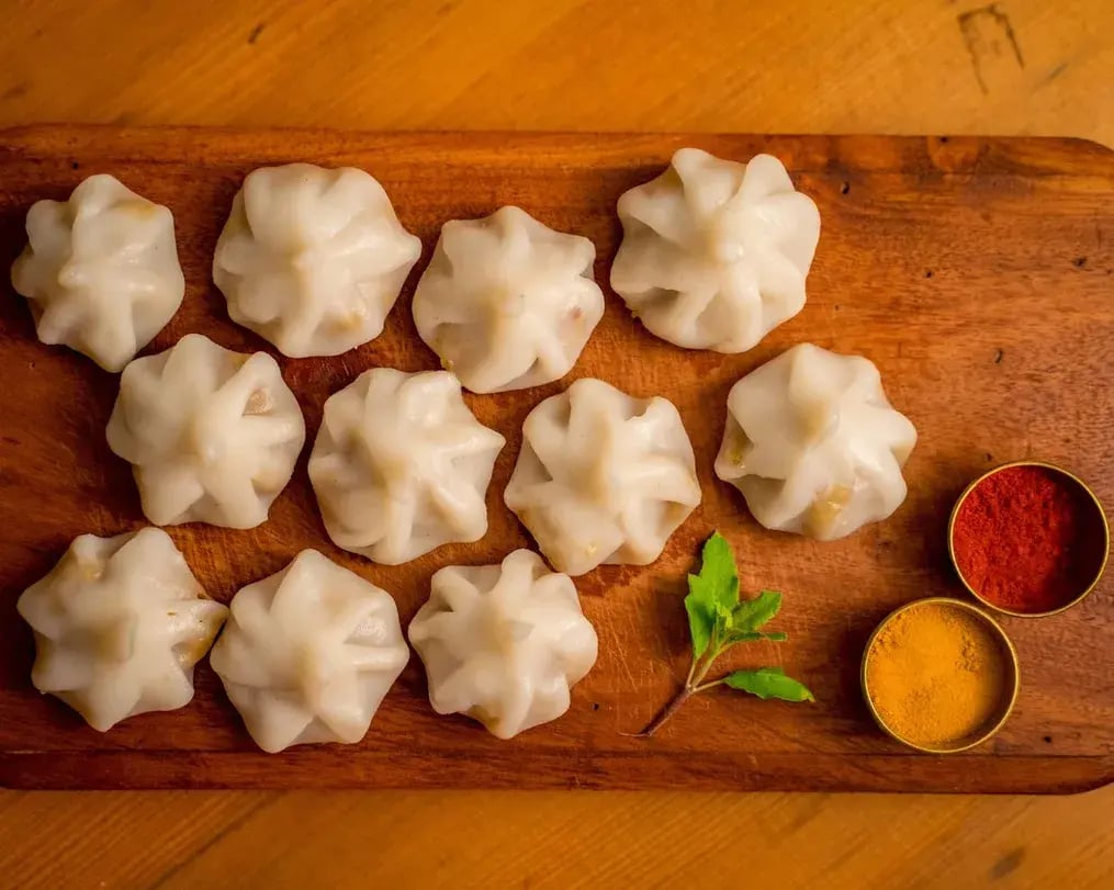 modak filled with cashews and chocolate