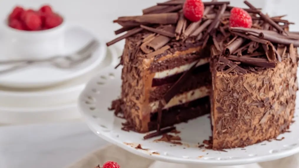 Chocolate Raspberry Cake