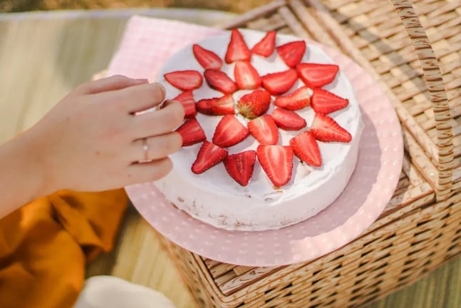 Classic French Strawberry Cake – Fresh, Light, and Packed with Flavor