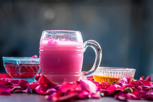 Classic vs. Modern: A New Take on Rooh Afza Drinks with Chocolate