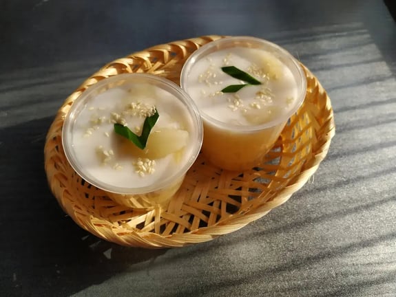Coconut Cream Pear Cups: A Tropical-Inspired Chilled Dessert
