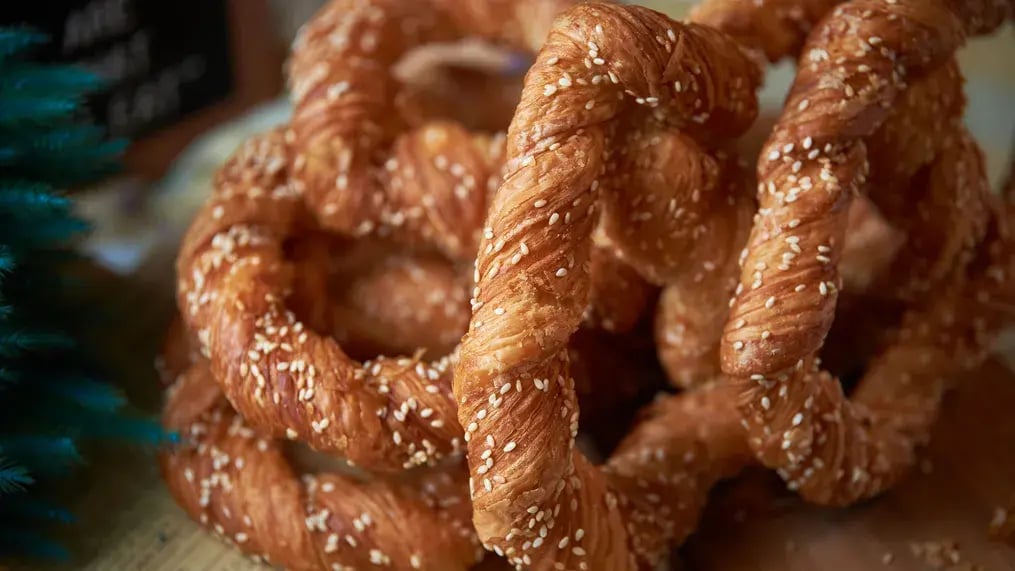 Coconut Dairy Milk Sel Roti