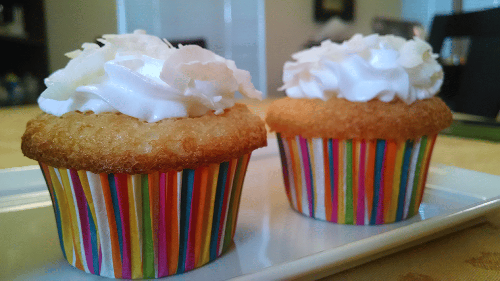 coconut-cream-cupcakes-3