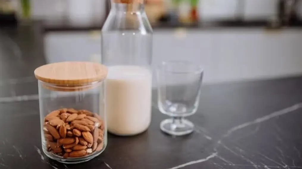 Creamy almond vanilla chocolate milk