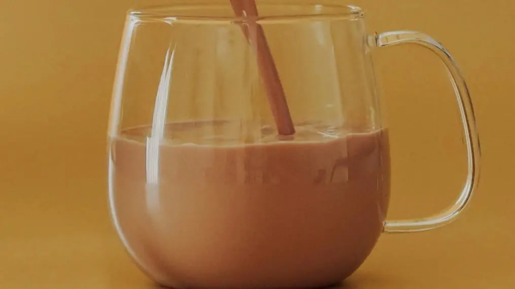 chocolate-almond-milk-2