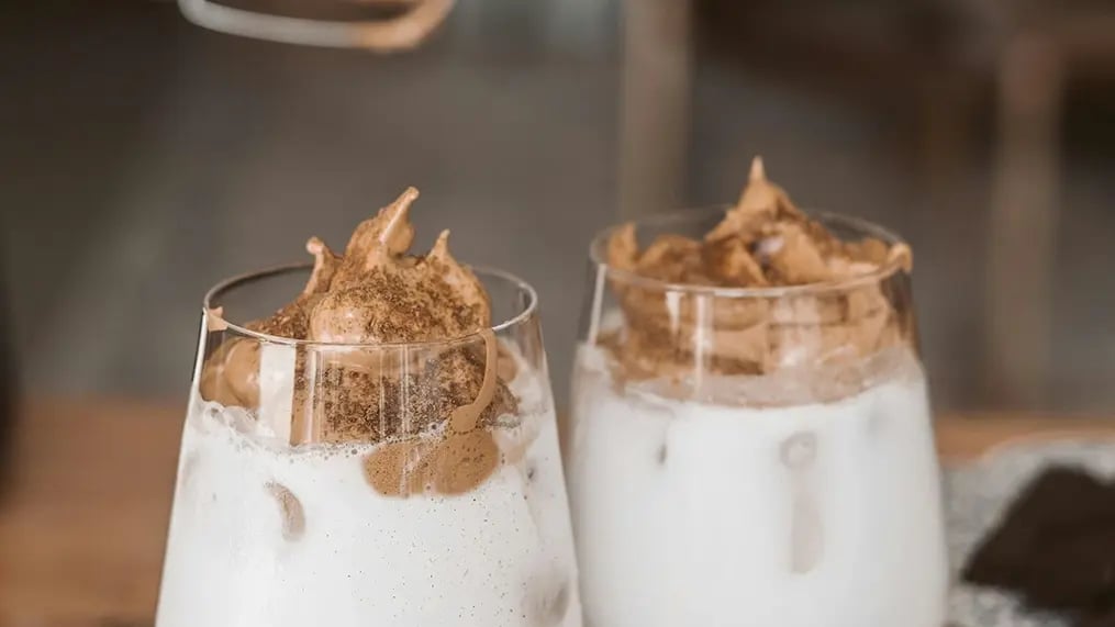 Creamy Dreamy Coffee Mousse to Perk Up Your Day - Coffee Mousse with Cream