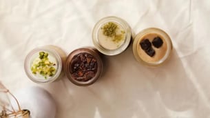 Creative Dessert Gifting Ideas for Kids Jar Cakes Candy Cups and DIY Kits