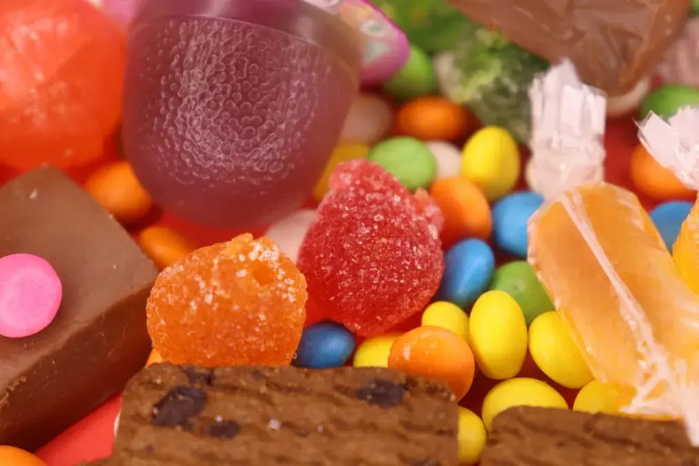 Creative Ways to Use Gems for Parfait Decoration - Gems and Nut Clusters