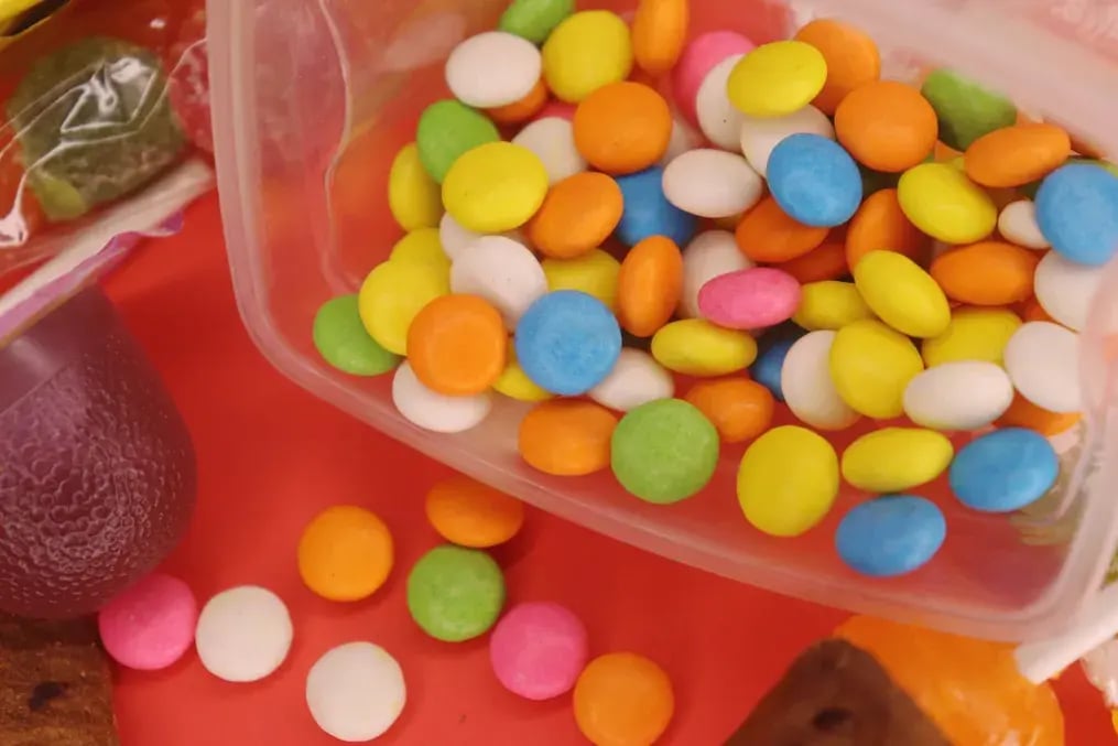 Creative Ways to Use Gems for Parfait Decoration - Surprise Layer Hidden Gems