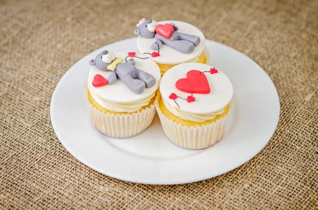 Teddy Bear Cupcakes on Fondant Detail
