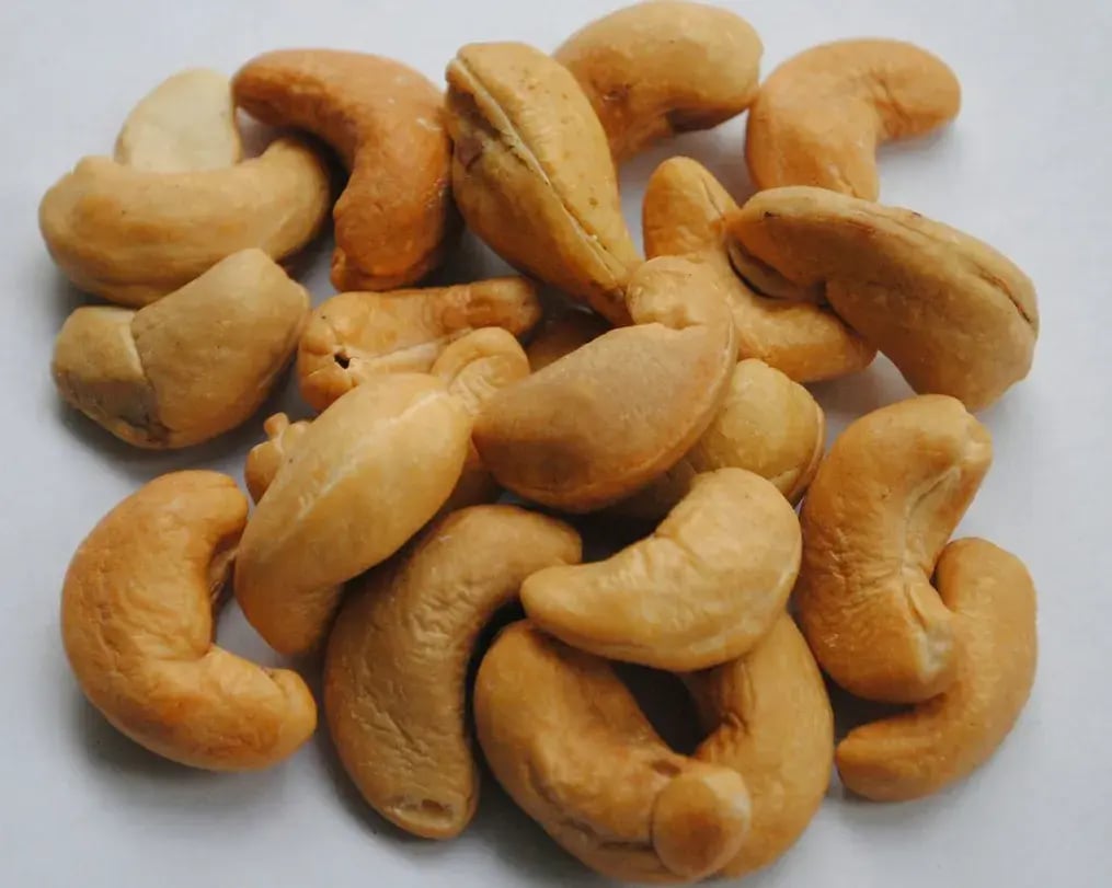Freshly Roasted Cashews