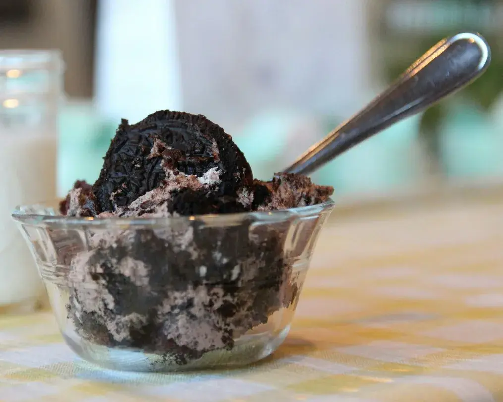 Dairy Milk Oreo Fusion Dessert with Cashew Topping in 6 Easy Steps