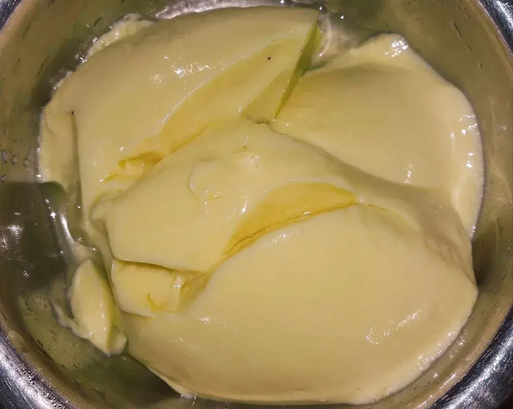 Dairy Milk Saffron Kharwas in a bowl