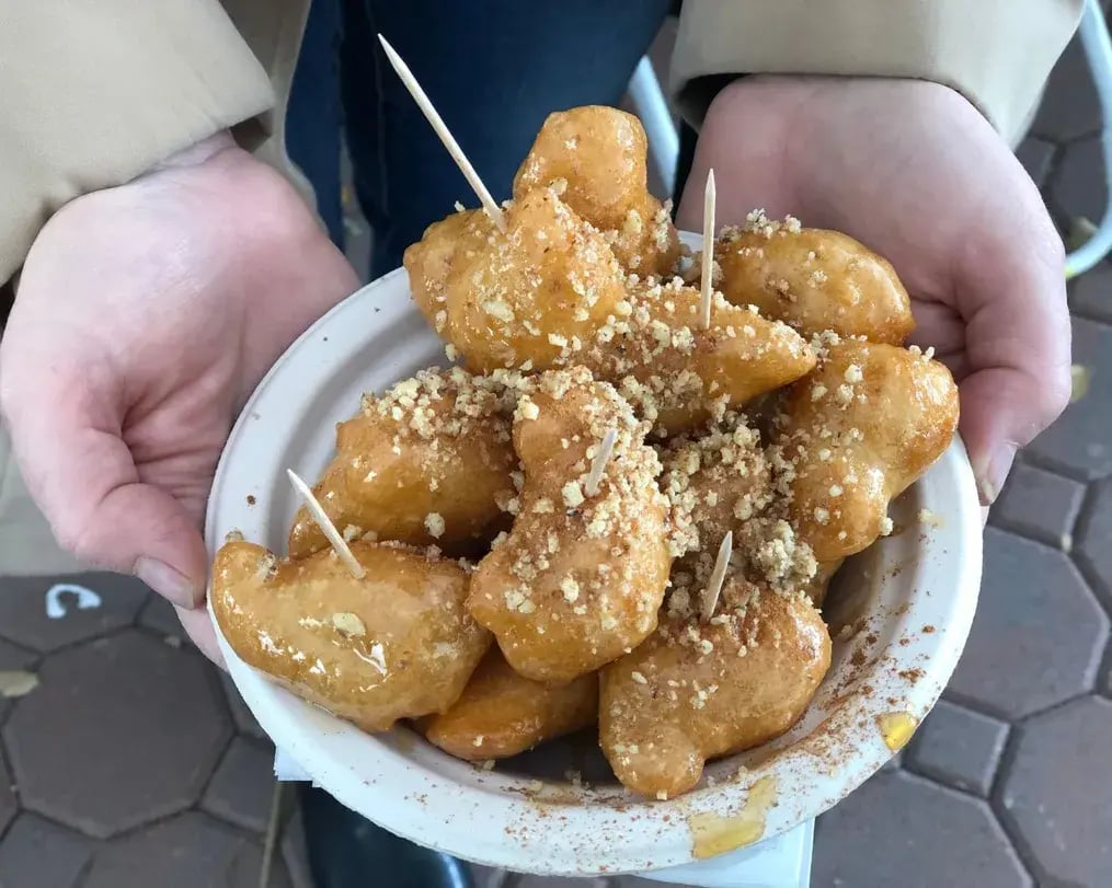 Lokma With Sesame Seeds