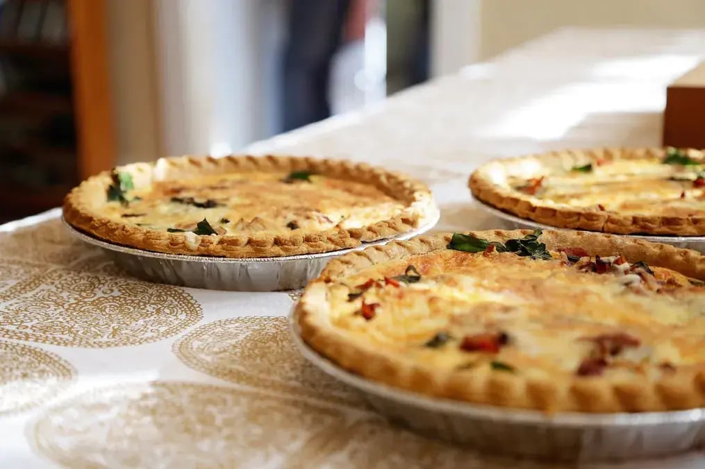 Date-Crusted Pear Tart with Spices: A Healthier Dessert Twist - Recipe