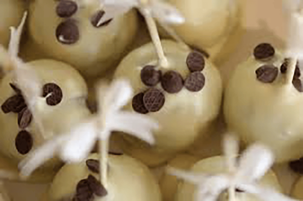 raspberry-and-white-chocolate-truffles