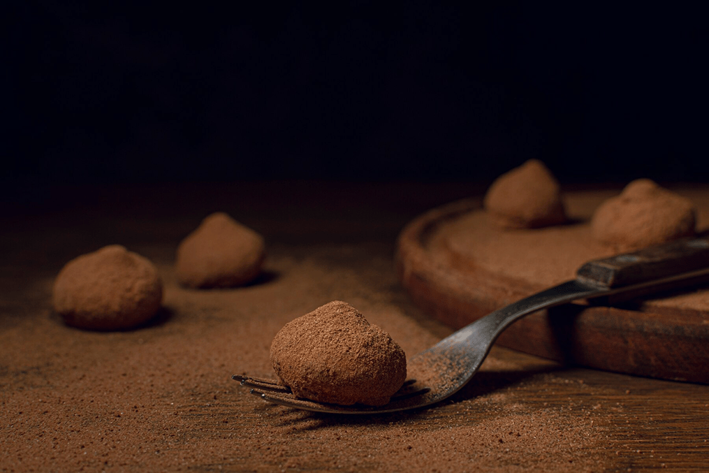 image-3-bournville-hazelnut-chocolate-in-dark-chocolate-truffles