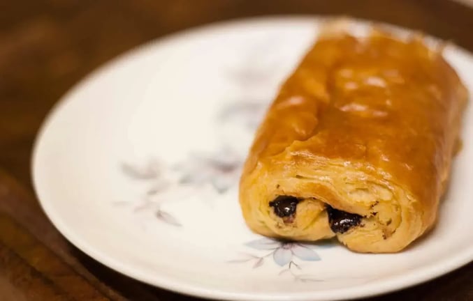 Discover the flaky wonders of the vegan pastries